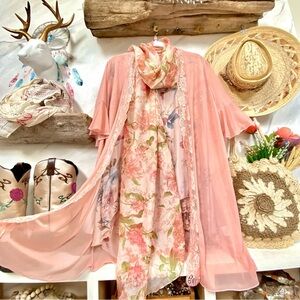 Stunning SILK coral Pink floral scarf/wrap w resort vacay beach vibe
